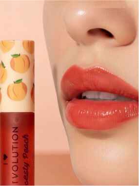 Revolution Tasty Peach Lip Oil, NWOB